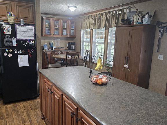 4th image of 1553 Lourdes Rd