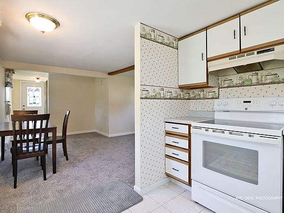 5th image of 2031 Gilboa Ave