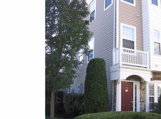 39 Turtle Ct, Delanco, NJ 08075