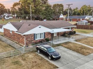 806 Candlewood Blvd, Piqua, OH 45356