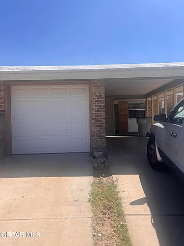 6057 Morning Glory Cir Photo 1
