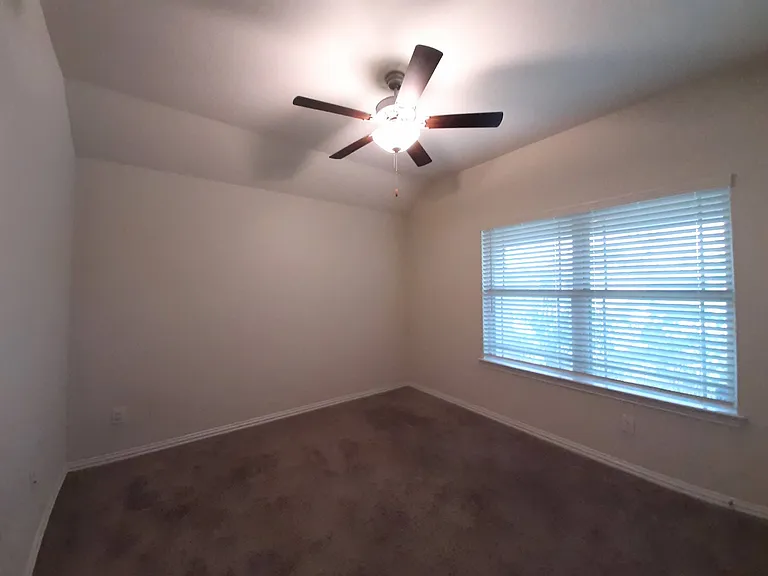 1514 Ancient Oak Ln — Photo 68
