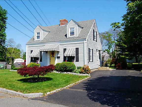 2nd image of 21 Fisher St
