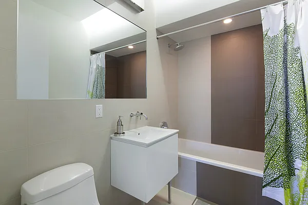 Rented by Area New York | media 18