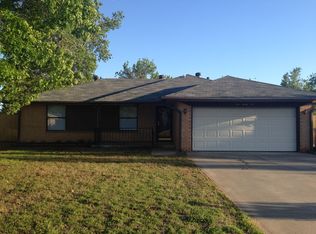 126 W Branches Way, Mustang, OK 73064