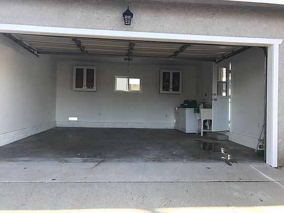2 Car Garage with Laundry Area and Sink