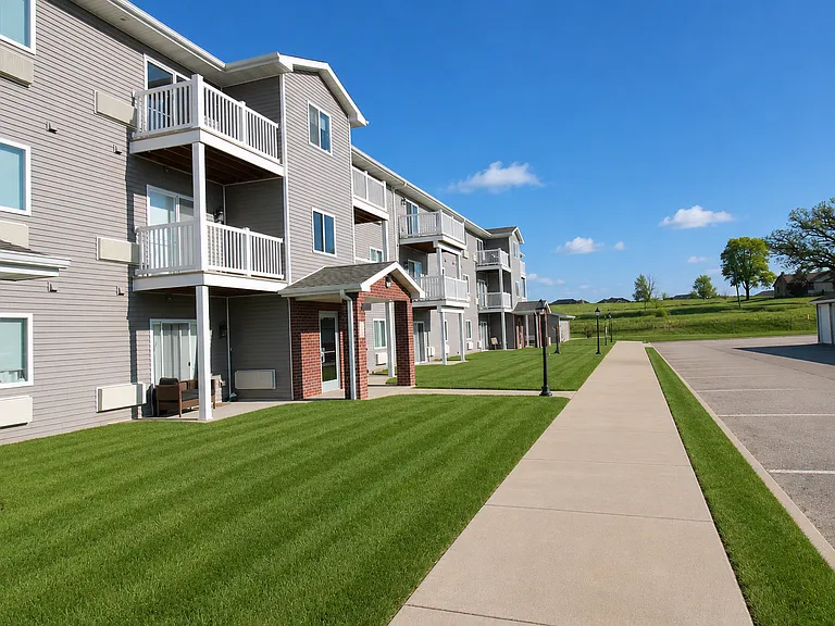 Dreamsville Apartments — Photo 17