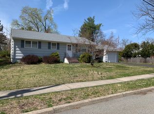 23 Canton Rd, Wayne, NJ 07470