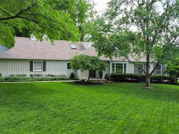 3400 Eastvale Rd, Mission, KS 66205