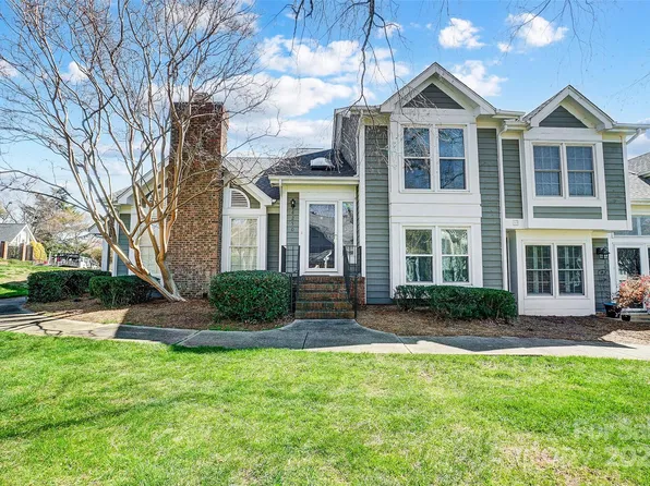 8250 Tradd Ct, Charlotte, NC 28210