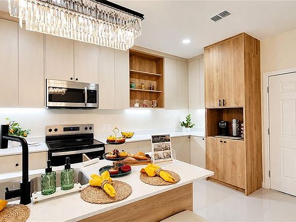 5th image of 4212 Heron Ave #120