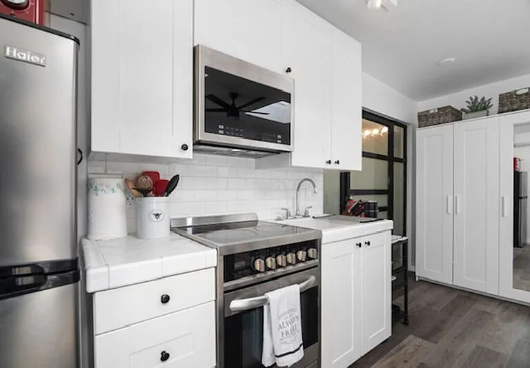 4036 Randolph St — Photo 8