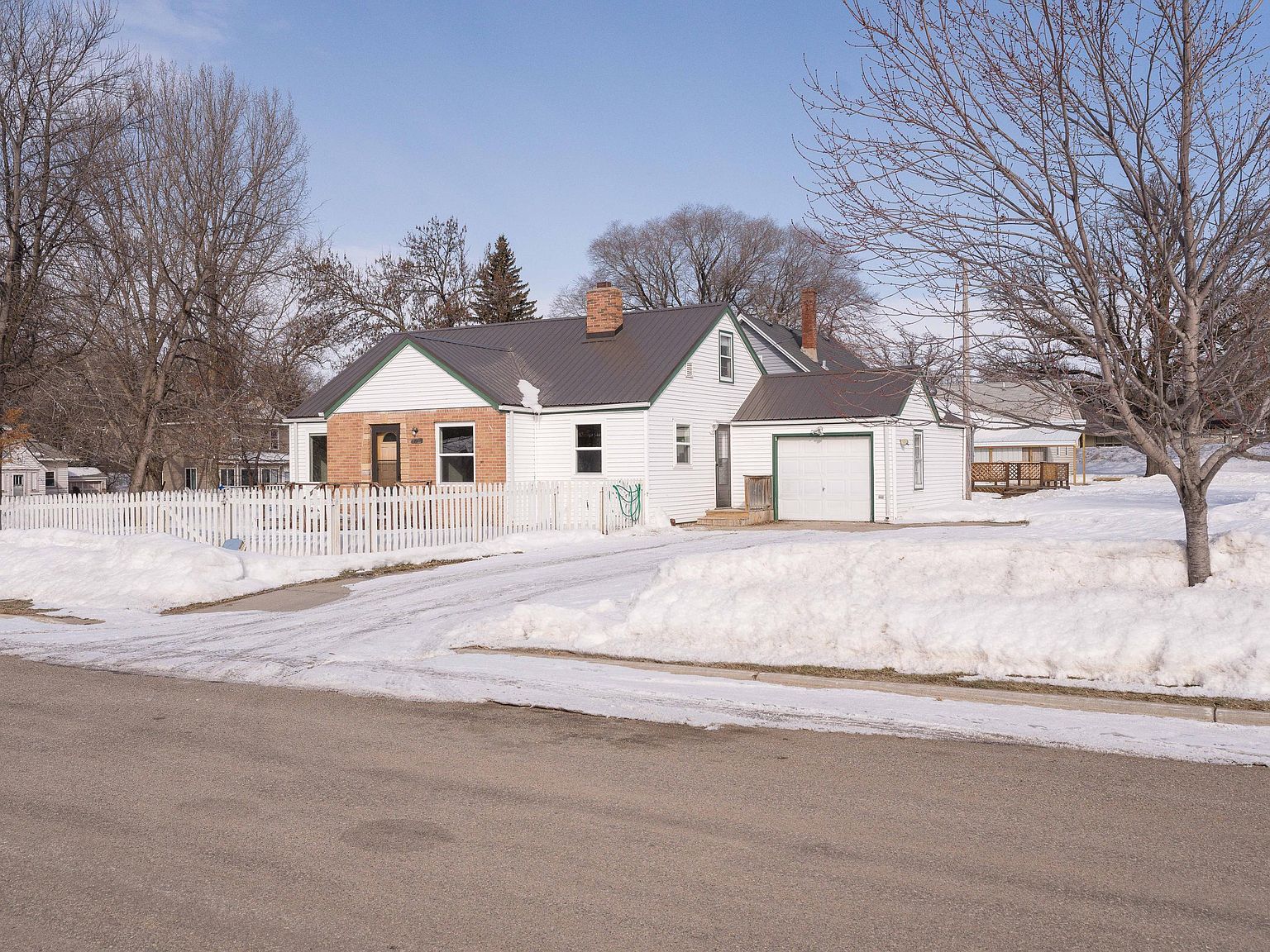 120 1st St NW, Elbow Lake, MN 56531 Zillow