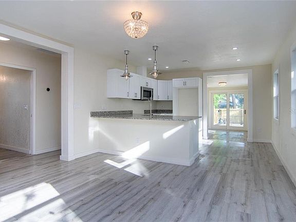 5th image of 1101 9th Ave S