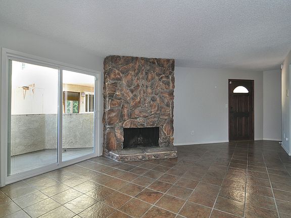 3rd image of 6438 Hazeltine Ave APT 9