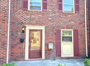 396 Deputy Ln UNIT B, Newport News, VA 23608
