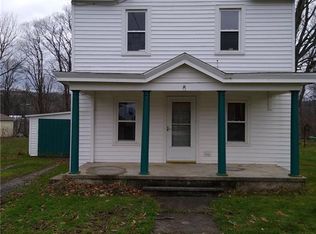 17 Carter St, Cattaraugus, NY 14719