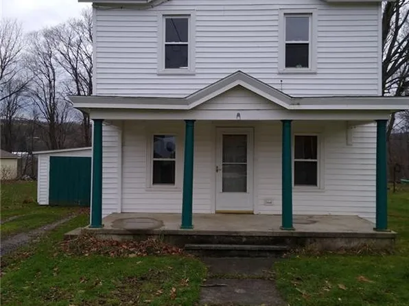 17 Carter St, Cattaraugus, NY 14719