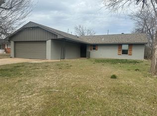 5933 NW 62nd St, Warr Acres, OK 73122