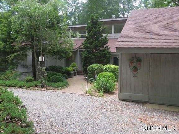 1st image of 357 Campbell Dr