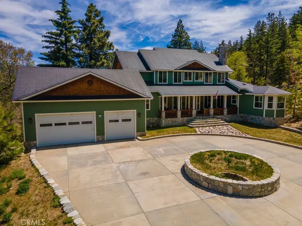 32557 Pine Cone Ct, Running Springs, CA 92382