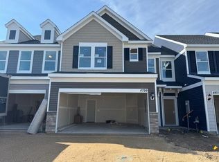 4799 Airlake Dr, Woodbury, MN 55129