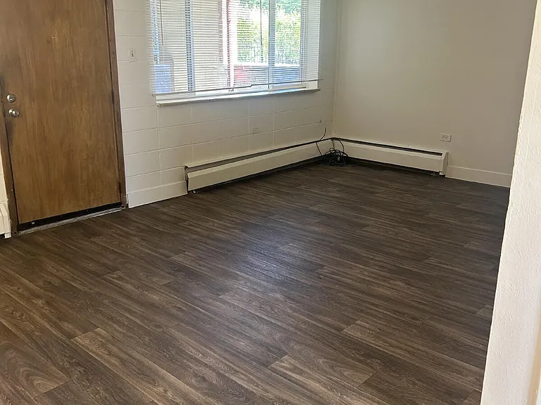 1255 Winona Ct #10 — Photo 16