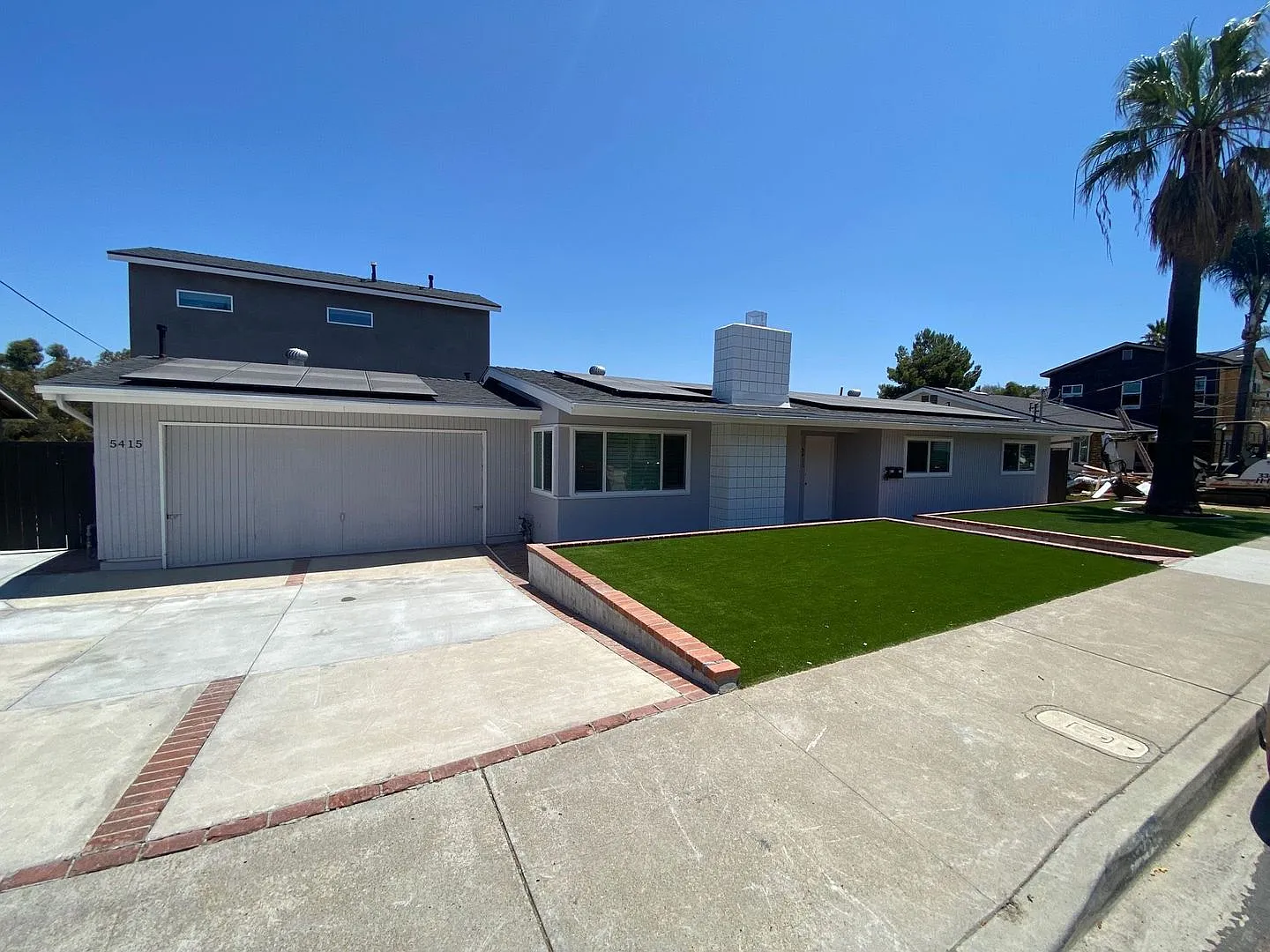 4BD/2BA w/ POOL! — Photo 2