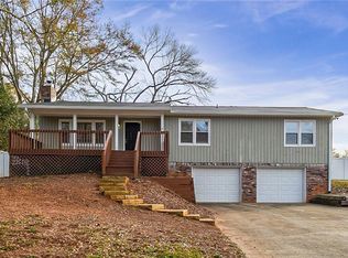 112 N River Dr, Woodstock, GA 30188