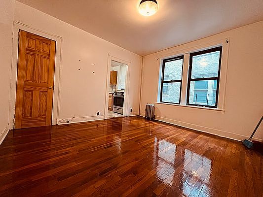 1st image of 2131 27th St APT C1