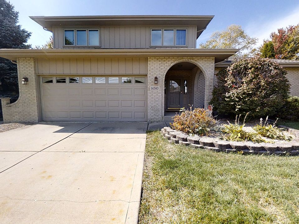 1st image of 14740 S Golden Oak Dr