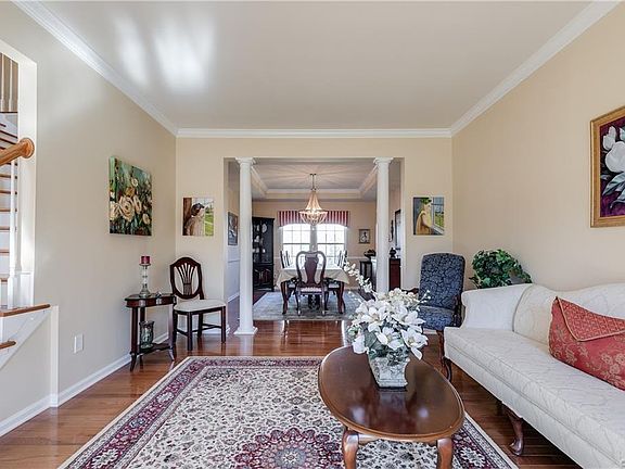 4th image of 4946 Amberwell Pl
