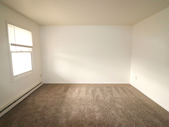 5th image of 71 Akron Rd