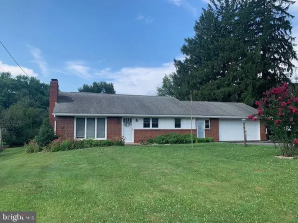 1006 Lincoln Way E, Mc Connellsburg, PA 17233