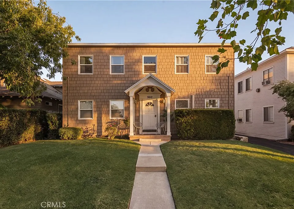 902 S Marengo Ave #2
