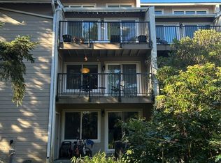 19851 25th Ave NE APT 221, Shoreline, WA