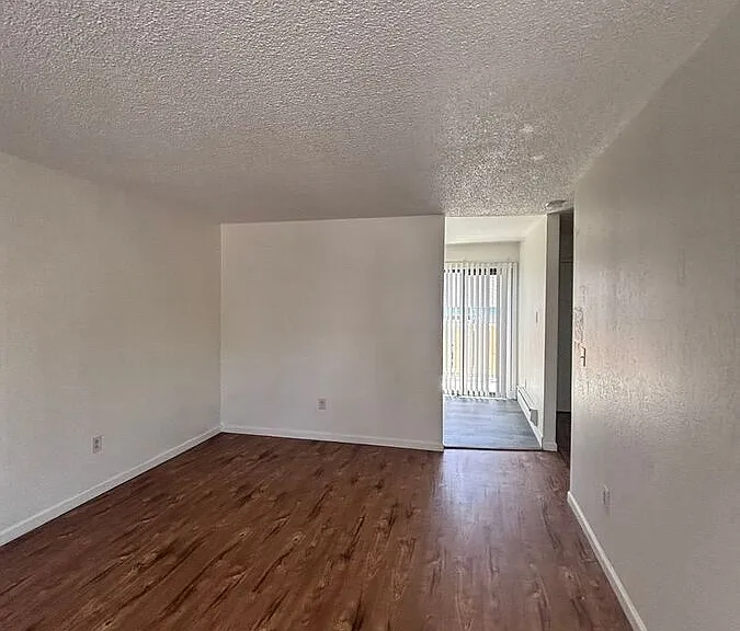3501 Tripp Dr #6 — Photo 1