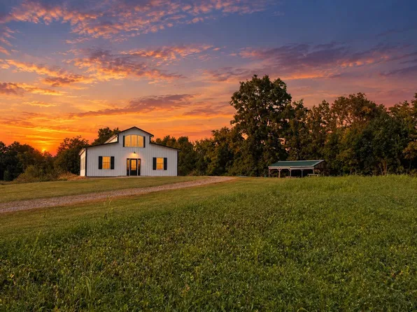 1162 Junction Farms Ln #2A, Berry, KY 41003