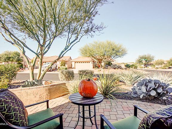 2nd image of 970 N Turquoise Vista Dr