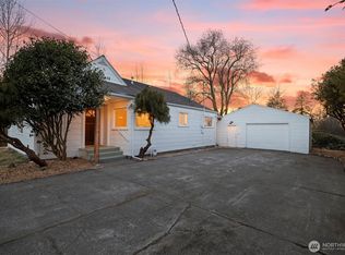 1521 N Laventure Rd, Mount Vernon, WA 98273