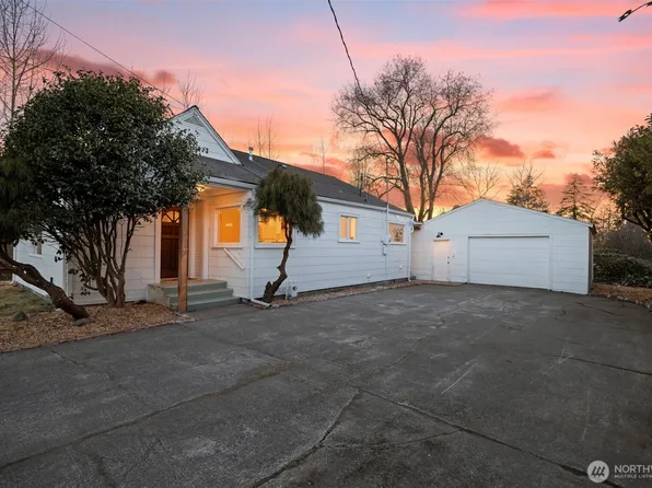 1521 N Laventure Road, Mount Vernon, WA 98273