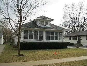 685 Elma Ave photo 1