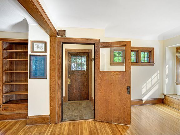 5th image of 2108 Niles Ave