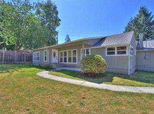 8880 SW Garden Home Rd, Portland, OR 97223