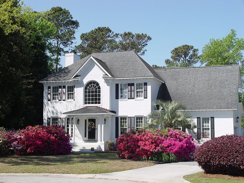 Front View of Home