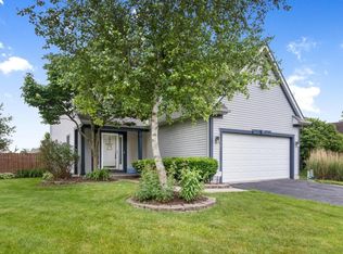 321 Shawnee Loop S, Pataskala, OH 43062