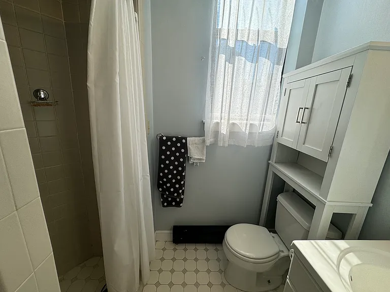 100 Riverway #C — Photo 8
