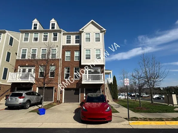 25224 Briargate Ter, Chantilly, VA 20152