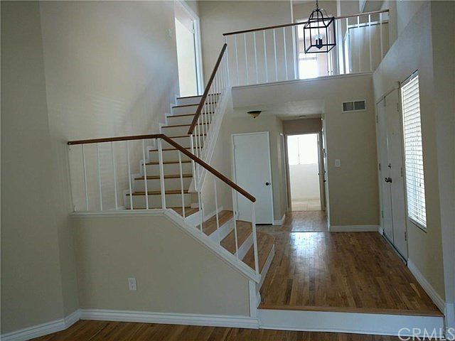 2nd image of 28877 River Oak Ln