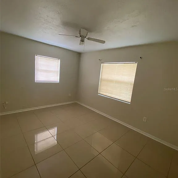 2605 Pembrook Dr — Photo 7